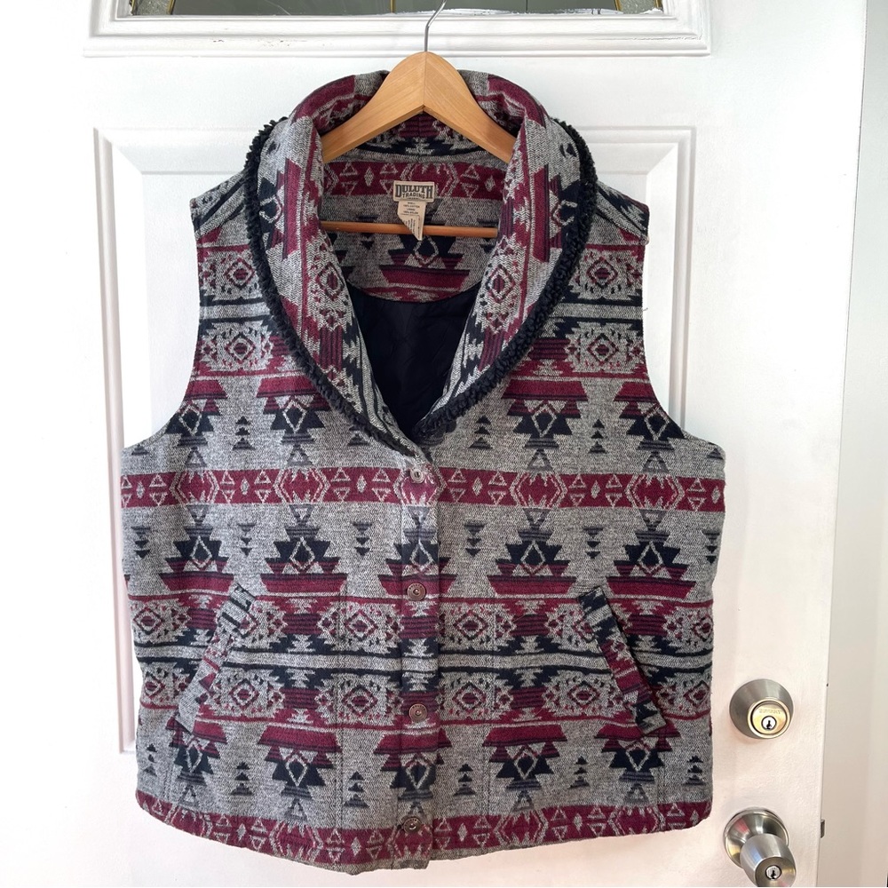 Duluth Trading Womens Grey Black Maroon Aztec Print Sherpa Festivest Size XXL